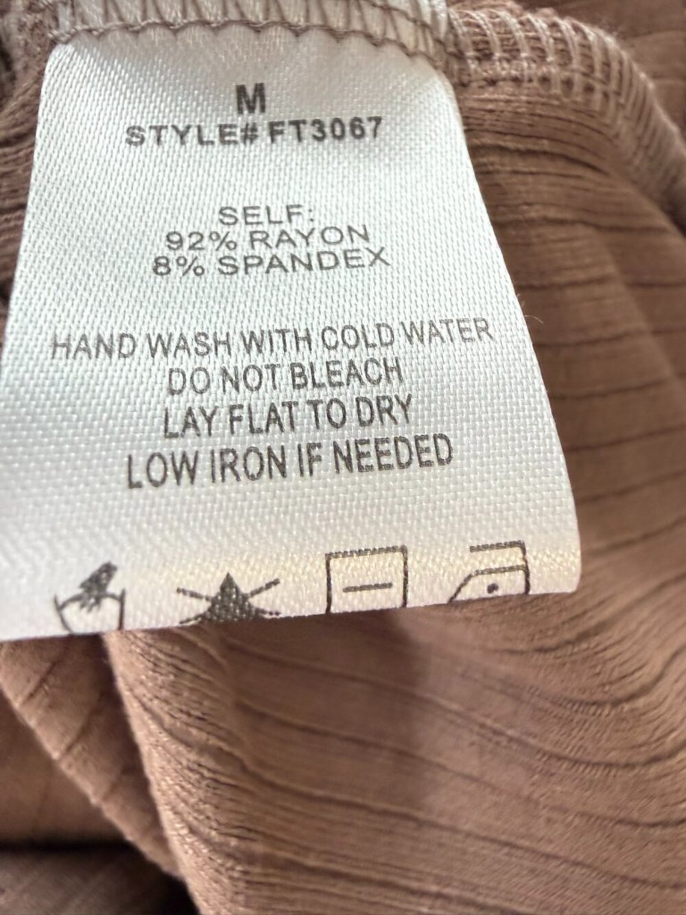 Final Touch Ribbed Button-Front Crop Top Size Medium - Picture 5 of 5